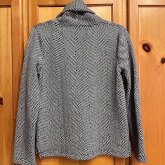 Jcrew Factory Black and white chevron fleece turtleneck - Picture 3 of 7